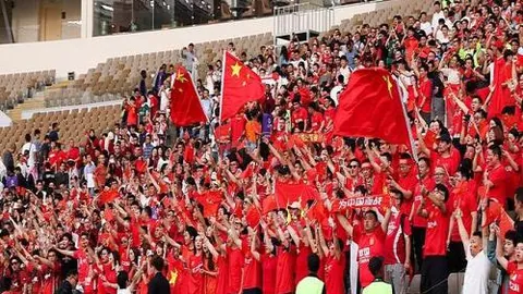 辽篮季后赛战况胶着，杨鸣恐难定胜负关键，最佳排名轮廓渐明。